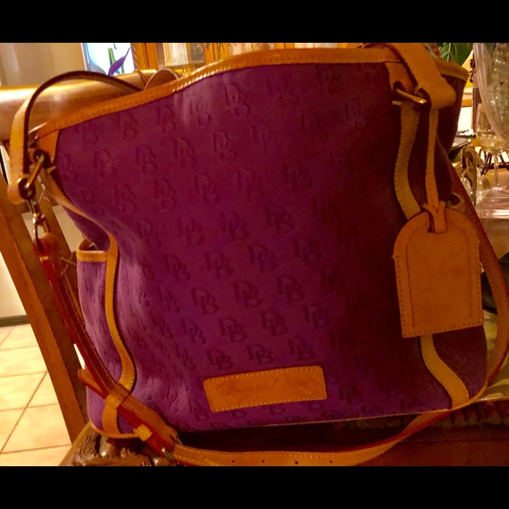 Preowned purse clean inside